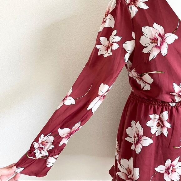 CUPCAKES and Cashmere Jarrett Red Floral Ruffle Wrap Hawaiian Dress Women’s M - Picture 3 of 10